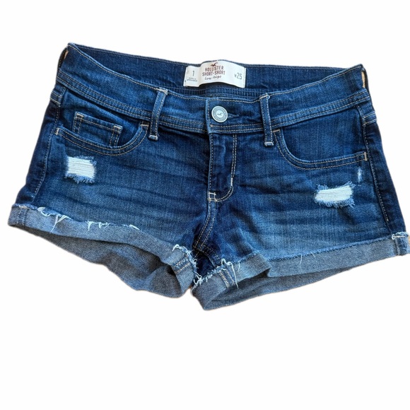 Hollister Pants - Hollister- Dark Wash Distressed Denim Short Shorts (Sz 1/25 Excellent Condition)